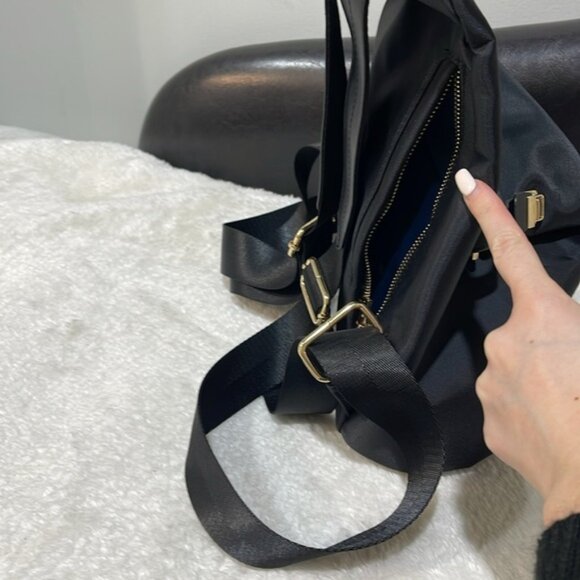 MRXFN Women's Backpack - Picture 8 of 16